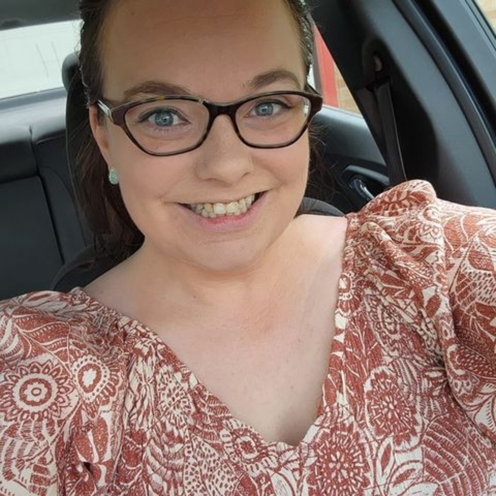 Meet your Posher, Krystal